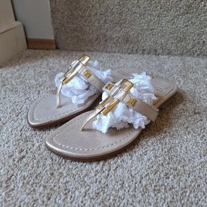Stuart Weitzman Womens Metallic Gold Flip Flop Sandals. Size 5.5